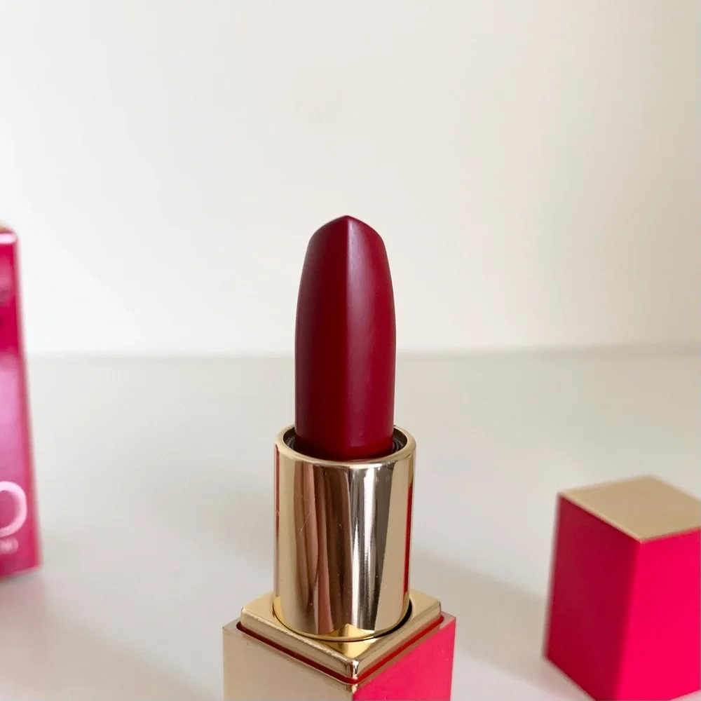 Valentino rouge satin lipstick intense long lasting